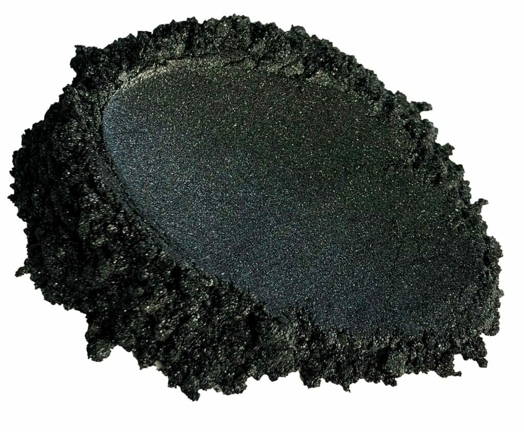 Review of BLACK DIAMOND Pigments black eyeshadow on a white background.